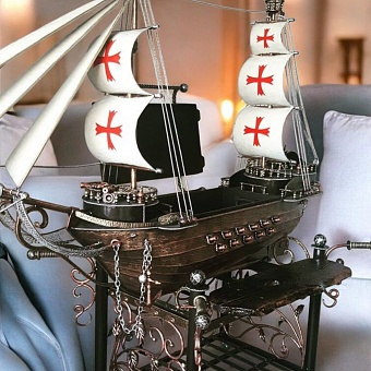 Кованый корабль - VIP